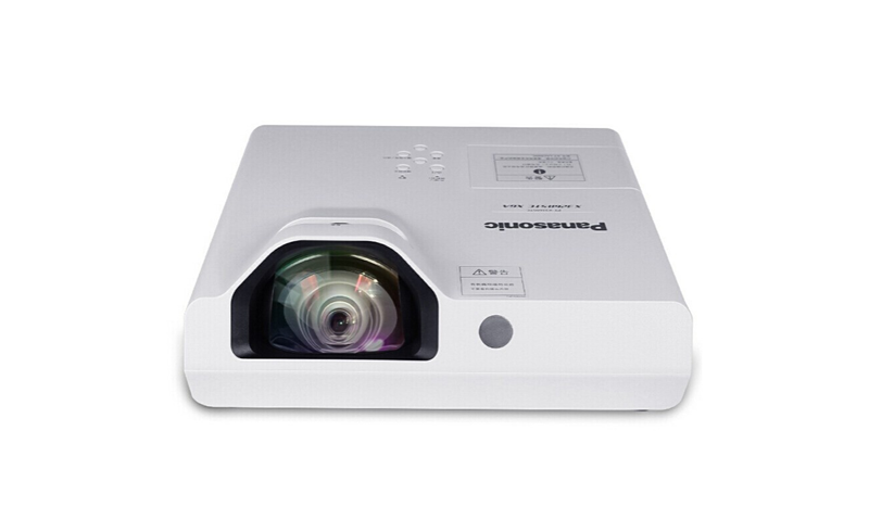 DIGITAL LINK-ready Panasonic Projectors