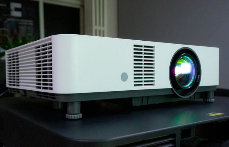 Sony VPL-P520HZ Review: Powerful Business and Education Projector